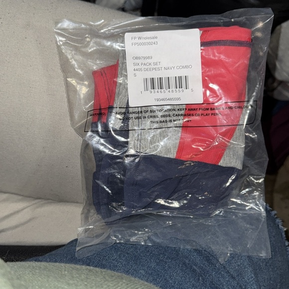Brand New Free People SMALL six pack Set deepest navy red gray combo 2 items - Picture 6 of 6